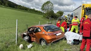 Auto bei Crash in Straßengraben geschleudert \u2013 Pensionist tot ...