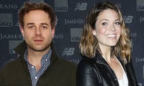 Mandy Moore is 'dating Dawes singer Taylor Goldsmith' | Daily Mail ...